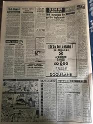 YENİ SABAH GAZETESİ 6 TEMMUZ 1961 YIL :24 SAYI :8013--Halkoyu için yapılan hazırlıklar tamamlandı --Kurdaş, iktisadi durumu anlattı --İsrail fezaya roket attı ---Ticaret Bakanı Devlet de fırıncılık yapacak dedi ---Sarper Gürsel den 15 gün izin aldı --Cezayir de Müslümanlar ayaklandı --Hastane kapısında kudurarak can verdi ---Üç Amerikalı bir üniversiteli genci dövdü ---Amerikan buğdayı olmasa :Siyavuşgil ---900 İşportacı yerde toplanıyor ---Radyo Programları ---Tek füzeyle mahreke yerleşen üçüz peykler ---Beşiktaş Tarık ı transfer edecek ---Tekrar vazgeçildi Üsküp e gidilmiyor ---Burada attığı gollerin yarısını İtalya da atarsa --Metin in takımı bir sürprizler ekipidir ---Fenerbahçe Naci için üç gün düşünecek --Yeni fikstürü üç büyükler  beğenmedi ---Ablasını öldüren çocuğun cezai ehliyeti yokmuş --C.Gürsel bugün basın toplantısı yapacak ---Başkalarının düşüncelerine hürmet --Yassıada kararların en geç ağustos ayı ortasına kadar verilmiş olacağı söyleniyor ---