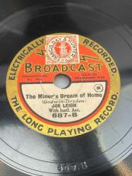 78 DEVİR TAŞ PLAK BROADCAST  ELECTICALLY   RECORDED. THE LONG PLAYING RECORD A- THE VOLUNTEER ORGANIST B- The Miner's Dream of Home