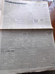Cumhuriyet Gazetesi - 14 Ocak 1950 - Mısır'daki Seçimin Neticeleri Köşe Yazısı - Sovyet Rusya Kanlı Bir Temizlik Arifesinde - Seçim Tasarısının Mühim Bir Maddesi - Bütün Yurdu Şiddetli Bir Soğuk Dalgası Kapladı - Dün Bir İngiliz Denizaltısı Battı - Moskova'da 3 Yıl Yazan Bedell Smith Yazı Dizisi - İstanbul Valisi Fahrettin Kerim Gökay'ın Radyodaki Konuşması - Taksim'de Opera Binasının İnşaatı Durdurulmayacak - Zeynep Kamil Hastanesi'nin Bir Yıllık Faaliyeti - 100. Doğum Yıldönümünde Bizler Ve Pierre Loti Yazan A. Adnan Adıvar - Sapa Yol Yazan Concordia Merrel Yazı Dizisi - Sabahattin Ali'yi Öldürmekten Sanık Ali Ertekin'in Davası - Ölüme Doğru Yazan Agatha Christie Yazı Dizisi - Lig Maçları Tehir Edildi - Galatasaray Fenerbahçe Basketbol Maçı - Manon Saray Ve İnci Sinemasında - Şehir Dram Tiyatrosunda Tebeşir Dairesi - Gripin - Bulmaca - Bugünkü Radyo Programı - Citroen Araba - Siera Radyoları - Arı Unları - Muammer Karaca Opereti Sizin Sokak Bugün Maksimde