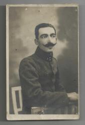 KAYTAN BIYIKLI İLGİNÇ ASKERİ TİP FOTOĞRAFI..(ÜÇ YILDIZ)...