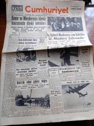 Cumhuriyet Gazetesi - 26 Eylül 1950 - Köşe Kapmaca Yazan Nadir Nadi Köşe Yazısı - Celal Bayar Ve Adnan Menderes'in Kömür Havzasında Dünkü Tetkikleri - İçişleri Bakanı Rükneddin Nasuhioğlu Ve İskan Müdürü Yekta Aytan Edirne'de - Edirne'ye Gelen Göçmenler Ve Acıklı Bir Levha Kırık Bebek Fotoğraf - Dean Achesonun Barış Planını Destekliyoruz - Göçmenleri İyi Karşılıyamıyoruz - Giritte Zelzele - Kore'de Nihai Zafere Doğru - Atlantiği Geçen İlk Tepkili Uçak Fotoğraf - Komintern'in İçyüzü Yazan Castro Delgado Yazı Dizisi - 9. Milletlerarası Tarih Kongresi Yazan Hasan Ali Yücel - Otel Lokanta Ve Gazinocular Sendikası Kuruluyor - Karanlık Oda Yazan Peride Celal Yazı Dizisi -  İvonne De Carlo Tarafından Yaratılan Aşk Melikesi Sümer Sinemasında - Hep O Masal Yazan Kemal Ragıp Enson Yazı Dizisi - Galatasaray Takımı Dün Londra'dan Döndü - Hamiyet Yüceses Ahmet Üstün Bu Gece Suadiye Plaj Gazinosunda - Siemens Alman Radyoları - Dentol Diş Macunu - Volvo Kamyonları - Puro Tuvalet Sabunu