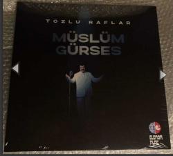 Tozlu Raflar Müslüm Gürses BABA Fosforlu Cevriyem İbrahim Tatlises  2 LP PLAK SIFIR JELATİNLİ AMBALAJINDADIR