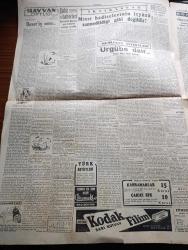 Cumhuriyet Gazetesi - 13 Ağustos 1952 - Tercih Ölçüsü Yazan Nadir Nadi Köşe Yazısı - Yeni Devlet Baremin İhtiva Edeceği Esaslar - Çanakkale Ziyaretinden Göz Yaşartıcı Levhalar - Otomobil Kazaları Büyük Bir Hızla Artıyor - Dünya İktisat Kulübünde 3 Türk Odası Var Bu Odalar Ankara İstanbul Ve Umurbey Adlarını Taşıyorlar - Nuri Demirağ Kurduğu Partiden İhraç Edilmiş - Ortadoğu Komutanlığı Ve Arap Birliği - Hayvan Çiftliği Yazan George Orwel Yazı Dizisi - Kodak Film - Ürgüp'e Dair Yazan Bedri Rahmi Eyüboğlu Köşe Yazısı - Hamiyet Yüceses Celal Şahin Mefharet Yıldırım Cağaloğlu Çiftesaraylar Bahçesinde - Ruh Gurbetinde Yazan Kerime Nadir Yazı Dizisi - Karakter Sahibi Erkek Yazan Burhan Felek Köşe Yazısı - Yenicede 21 Kişi Kuduza Tutuldu - Türkiye Bisiklet Müsabakaları - Yeşil Ayna Yazan Hugh Walpole Yazı Dizisi - Japon Atletleri İstanbula Geliyor - Amerika'da 3 Hafta Yazan Abidin Daver Köşe Yazısı - Avrupa Güzeli Kim Olacak - Fransa Güzeli Nicole Drouin Fotoğraf - Volvo Kamyonları - Norge
