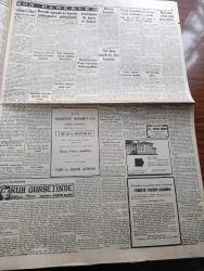 Cumhuriyet Gazetesi - 17 Ağustos 1952 - Onun İzinde Yazan Nadir Nadi Köşe Yazısı - Celal Bayar Amerikan Ordu Bakanı Frank Pace'i Kabul Etti Fotoğraf - Adnan Menderes - Arap İsrail İhtilafı - Nuh'un Gemisi Niçin Bulunamadı Yaşar Kemal Bildiriyor - Kıymetli Sanatkarımız Nurullah Şevket Taşkıran'ı Kaybettik - Sabık Mısır Kralı Faruğun Halifeliği - Üniversite Rektörü Kazım İsmail Gürkan'ın Beyanatı - Müsabakaya Girecek Güzellerin Napoli'de Çekilen İlk Resimleri - Hamiyet Yüceses Ve İsmail Dümbüllü Beşiktaş Bahçesinde - Bankacılar Sendika Kuruyor - Kara Çarşaf Ve Şeffaf Mayo Yazan Doçent Doktor Nurullah Kunter - Peron'lar Cehennemi Yazan Doktor Alberto Caride Yazı Dizisi - Ruh Gurbetinde Yazan Kerime Nadir Yazı Dizisi - 175 İlim Adamı Ankara Vapuruyla İstanbula Geliyor - Güreş Federasyonunun Bilmediğimiz Tarafları Yazan Burhan Felek Köşe - Moda Deniz Kulübünün Yaz Tenis Turnuvası - Haftalık Radyo Programı - Müzeyyen Senar Hacer Buluş Saime Sinan Abdullah Yüce Ferdi Tayfur Ve Sabite Tur Foto