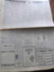 Cumhuriyet Gazetesi - 21 Haziran 1956 - Meclis Üç Bakan Sıtkı Yırcalı Hasan Polatkan Ve Fatin Rüştü Zorlu Suçsuz Gördü - Hariciye Vekili Fuat Köprülü'nün İstifasına Dair Dün Basına Verdiği Beyanat - Kıbrıs İçin Londra'dan Garanti Mi İstedik - Hilton'da Bir Yılda Neler Yenilmiş İçilmiş - Fenerbahçe Galatasaray Futbol Maçı - Rizeli Osman Kahya Ve Tevkif Edilmem - Karanlıkta Sesler Yazan Perihan Zorlu Yazı Dizisi - Rusya İle Yugoslavya Arasında İk Anlaşma - Cesaret Nedir Yazan Burhan Felek Köşe Yazısı- Melek Ve Sümer Sinemaları Boşaltıldı - Kazım İsmail Gürkan- Karacaoğlan Yazan Yaşar Kemal  Resimleyen Münif Fehim Yazı Dizisi - Resimli Romanımız Çifte Cinayet Yazan Pierre Gordeaux -- Mısır'da General Necib Dün Serbest Bırakıldı - Avrupalı Otelciler Vali Fahrettin Kerim Gökay İle Görüştü -  İstanbulspor Beykoz'u 2 1 Mağlup Etti - Futbolda Transfer Başlıyor - F.İ.F.A Kongresinden Dönen Tek Seçici Eşfak Aykaç Dedi Ki - Fenerbahçe Atletizm Takımı Antrenörü Reşad Erte - Piyale Makarnası