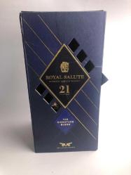 KUTUSU İÇİNDE ROYAL SALUTE  21  viski şişesi