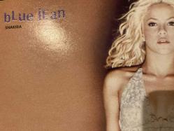 Blue Jean Dergi Ocak 2002 George Harrison Jennifer Lopez Kapakta posterler Marc Anthony Westlife  Shakira