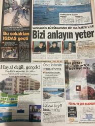 SABAH İSTANBUL GAZETESİ -  22 Mayıs 1999 -erdal Bilallar-filiz Güler-ramazan Yazgan-şenol baştakar-eczaneler-önemli telefonlar-İstanbulluların sesini dinleyin-Sarı Sayfalar-İstanbul’da kültür sanat-Güzellik Rehberi-boğaza üçüncü Hisar-Hatice Soysev-yurdakul eğri kavak-Suna değirmen-Halil Trabzon-Ali Haydar Çetintaş-üç gündür sularımız kesik-boğaza dalyan kurdular-bizi anlayın yeter-Ramazan Yazgan-esnafın beklentisi-yaşlıya yardım eli-Doğubank tuş-Yakup yeni-engin akbaş- nurten Ertul-Movie box vcd-muteber dekor-winsa-ümit mobilya-la dantela-karva dekorasyon-masko
