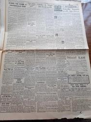 Cumhuriyet Gazetesi - 2 Mart 1956 - Yeni Bütçe Kanunu Dün Yürürlüğe Girdi - Türkiye Amerika Ordu Maçı Fotoğraf - Manyas Gölü Dün Taştı - Caz Şarkıcısı Celal İnce New York Radyosunda - İstifa Eden Subaylar Orduya Girebilecekler - Belediye İle Vilayet Dün Törenle Ayrıldı - Eisenhower Seçim Gezisi Yapmayacak - Çakırcalıyı Biz Öldürdük Yazan Yaşar Kemal Yazı Dizisi - Devlet Biziz Yazan Tarık Zafer Tunaya - Grace Kelly Avrupa'ya Gelmeye Hazırlanıyor - Türkiye İş Bankası - Harbiye Binası Yıktırılacak - Kızıl Çin 1 Erimizi Teslim Etti - Resimli Romanımız Çalınan Tabanca Yazan George Orwel - Sanayi Bataklığı Haliç - Bulmaca - Yaşar Kemal'in Bebek İsimli Uzun Hikayesi Fransızcaya Çevrildi - Perde Artisti Lale Oraloğlu Puro Tuvalet Sabunu Kullanıyor - Turgay Şeren Fotoğraf - Macar Futbolcular İstanbul'da - Güreş Federasyonu Başkanı Vehbi Emre Basın Toplantısı Yapacak - Opon Ağrı Kesici