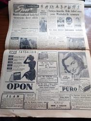 Cumhuriyet Gazetesi - 2 Mart 1956 - Yeni Bütçe Kanunu Dün Yürürlüğe Girdi - Türkiye Amerika Ordu Maçı Fotoğraf - Manyas Gölü Dün Taştı - Caz Şarkıcısı Celal İnce New York Radyosunda - İstifa Eden Subaylar Orduya Girebilecekler - Belediye İle Vilayet Dün Törenle Ayrıldı - Eisenhower Seçim Gezisi Yapmayacak - Çakırcalıyı Biz Öldürdük Yazan Yaşar Kemal Yazı Dizisi - Devlet Biziz Yazan Tarık Zafer Tunaya - Grace Kelly Avrupa'ya Gelmeye Hazırlanıyor - Türkiye İş Bankası - Harbiye Binası Yıktırılacak - Kızıl Çin 1 Erimizi Teslim Etti - Resimli Romanımız Çalınan Tabanca Yazan George Orwel - Sanayi Bataklığı Haliç - Bulmaca - Yaşar Kemal'in Bebek İsimli Uzun Hikayesi Fransızcaya Çevrildi - Perde Artisti Lale Oraloğlu Puro Tuvalet Sabunu Kullanıyor - Turgay Şeren Fotoğraf - Macar Futbolcular İstanbul'da - Güreş Federasyonu Başkanı Vehbi Emre Basın Toplantısı Yapacak - Opon Ağrı Kesici