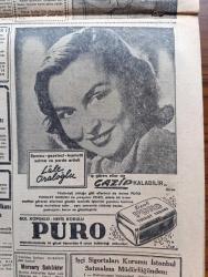 Cumhuriyet Gazetesi - 2 Mart 1956 - Yeni Bütçe Kanunu Dün Yürürlüğe Girdi - Türkiye Amerika Ordu Maçı Fotoğraf - Manyas Gölü Dün Taştı - Caz Şarkıcısı Celal İnce New York Radyosunda - İstifa Eden Subaylar Orduya Girebilecekler - Belediye İle Vilayet Dün Törenle Ayrıldı - Eisenhower Seçim Gezisi Yapmayacak - Çakırcalıyı Biz Öldürdük Yazan Yaşar Kemal Yazı Dizisi - Devlet Biziz Yazan Tarık Zafer Tunaya - Grace Kelly Avrupa'ya Gelmeye Hazırlanıyor - Türkiye İş Bankası - Harbiye Binası Yıktırılacak - Kızıl Çin 1 Erimizi Teslim Etti - Resimli Romanımız Çalınan Tabanca Yazan George Orwel - Sanayi Bataklığı Haliç - Bulmaca - Yaşar Kemal'in Bebek İsimli Uzun Hikayesi Fransızcaya Çevrildi - Perde Artisti Lale Oraloğlu Puro Tuvalet Sabunu Kullanıyor - Turgay Şeren Fotoğraf - Macar Futbolcular İstanbul'da - Güreş Federasyonu Başkanı Vehbi Emre Basın Toplantısı Yapacak - Opon Ağrı Kesici