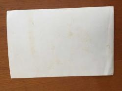 FİLİZ AKIN'IN ORİJİNAL FOTOĞRAFI - 18 x 12 cm EBADINDA - FİLİZ AKIN ''KARATECİ KIZ (1973)'' YEŞİLÇAM FİLMİNDE BASKETBOL PARKESİ ÜZERİNDE KARATE YAPARKEN