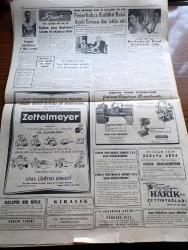 Cumhuriyet Gazetesi - 3 Temmuz 1959 - Bedelsiz Mal İthalinin Tahditleri Kaldırılacak - Ordu Terfi Listesinin Hazırlıkları Başladı - Türk İş Başkanı Nuri Beşer Fotoğrafı - Türk Fransız Konsolidasyon Anlaşması - Bir Jet Uçağımız Düştü İki Pilot Şehit - İstanbul Üniversitesi Rektörü Sıddık Sami Onar Üniversite Çatısı Altında Politika Yapılmamasını İstiyor - İsmet İnönü Basın Toplantısı Yapacak - Fuat Köprülü Amerika'dan Döndü - Niğde'nin Bazı Kazaları Açlık Tehlikesine Maruz - Kavunlu'nun Köprüsü Yazan Fakir Baykurt  - Küba'daki İhtilalin İçyüzü Viva Castro Yazı Dizisi - Küba'da Gene İsyan Çıktı - Belçika Prensi İtalyan Prensesi İle Dün Evlendi - Bir Amerikalı Brigitte Bardot'yu Bir Defa Öpmek İçin 10.000 Dolar Teklif Etti - Uluç Ali Yazan Halikarnas Balıkçısı Yazı Dizisi - Hollywood'un En Meşhur Dansörü Fred Astaire Kusurlarını Sayıyor - Aşık Veysel Gecesi Fenerbahçe Kulübü Reisi Agah Erozan Dün İstifa Etti - Tramplen Müsabakasını Utku Altuğ Kazandı - Susurluk Şekerspor Şampiyon Oldu