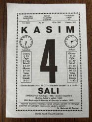 4 KASIM 2003 - TAKVİM YAPRAĞI - DOĞUM GÜNÜ HEDİYESİ - BÜYÜK SAATLİ MAARİF TAKVİMİ - DR. MEHMET ALİ DERMAN - AHMET NECDET - ŞEYHÜL MUHARRİRİN BURHAN FELEK VEFAT ETTİ - HAYDARPAŞA GARI AÇILDI - EŞEKLER VE İNSANLAR