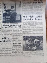 Cumhuriyet Gazetesi - 14 Mart 1960 - CHP Meclisi Bugün Tebliğ Yayınlıyor - Şu Garip İstanbul Fotoğraf - İstanbul'da Hafta Tatilinin Cumaya Alınması İsteniyor - Ramazanda Pide Kuyruğu - Odalar Birliği Umumî Katibi Cihat İren Bir Parti'ye Girmemek İçin Çekildi - Adana Valisi Turhan Kapanlı İle CHP Mebusu Arasındaki Müessif Bir Hadise - Güneşe Atılan Peyk Sinyaller Verdi- Fenerbahçe İzmirspor Maçı Fotoğraf - Evlerden Biri Yazan Orhan Kemal Yazı - Tükürmekle Olmaz Yazan Hasan Ali Yücel Köşe - Kral Hüseyin Mısır Ve İsrail'e Çattı - Seçime Giriliyorsa Yazan Burhan Felek Köşe Yazısı - Chopin Piyano Konkurunu İtalyan Piyanist Kazandı - Soğuğa Karşı Tabii Kanyak - Resimli Roman Bir Çiçekle Yaz Olmaz Yazan ve Çizen Salih Erimez - Parayı Hiçe Sayan Sanatçı Albert Ryder - Lider Beşiktaş Şekerhilale Dün Bir Puan Verdi - Galatasaray Adana Karmasını Dün 2 0 Yendi - Milli Ligde Puan Durumu - Nurmetal Çamaşır Makineleri