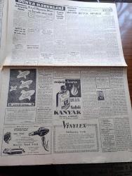 Cumhuriyet Gazetesi - 14 Mart 1960 - CHP Meclisi Bugün Tebliğ Yayınlıyor - Şu Garip İstanbul Fotoğraf - İstanbul'da Hafta Tatilinin Cumaya Alınması İsteniyor - Ramazanda Pide Kuyruğu - Odalar Birliği Umumî Katibi Cihat İren Bir Parti'ye Girmemek İçin Çekildi - Adana Valisi Turhan Kapanlı İle CHP Mebusu Arasındaki Müessif Bir Hadise - Güneşe Atılan Peyk Sinyaller Verdi- Fenerbahçe İzmirspor Maçı Fotoğraf - Evlerden Biri Yazan Orhan Kemal Yazı - Tükürmekle Olmaz Yazan Hasan Ali Yücel Köşe - Kral Hüseyin Mısır Ve İsrail'e Çattı - Seçime Giriliyorsa Yazan Burhan Felek Köşe Yazısı - Chopin Piyano Konkurunu İtalyan Piyanist Kazandı - Soğuğa Karşı Tabii Kanyak - Resimli Roman Bir Çiçekle Yaz Olmaz Yazan ve Çizen Salih Erimez - Parayı Hiçe Sayan Sanatçı Albert Ryder - Lider Beşiktaş Şekerhilale Dün Bir Puan Verdi - Galatasaray Adana Karmasını Dün 2 0 Yendi - Milli Ligde Puan Durumu - Nurmetal Çamaşır Makineleri