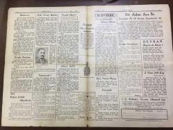 YENİ KÖROĞLU GAZETESİ - 3 EYLÜL 1932 - SAYI: 455 - EKMEK KAVGASI KIZIŞTI, DÜNYA NEREYE GİDİYOR DERSİNİZ? - 10 YIL MÜTAKERE - ROMANYA, RUSYA, İTALYA, FRANSA ORDULARI MANEVRADA - MAHMURE - KADIN KADINA - EVLİYA ÇELEBİ AKŞEHİR'DE - MUSTAFA HAYRİ BEY FOTOĞRAFI - HIRSIZ ŞOFÖR - AYTEN, GENÇ KIZLARIN ROMANI - BOMONTİ RAKI - PEYNİR EKMEKLE İDMAN OLMAZ - DUL, YETİM MAAŞI - PENDİK'TE ET 30 KURUŞ İSTANBUL'DA 90 KURUŞ - 2 YERE 340 KİŞİ - HACCACI ZALİM, ARAP TARİHİNDEN BİR PARÇA, ARAPLAR DİN GAYRETİYLE DEĞİL, ÇAPUL KEYFİLE SALDIRIYORLARDI. FAKAT TÜRKE DİŞ GEÇİREMEDİLER - PARA MI GÖNÜL MÜ? - KEMALETTİN ŞÜKRÜ - ÇOCUKLARA İSTİKBAL - MERSİN HAPİSHANESİ 1932 FOTOĞRAFI, HÜDAİ BEY, MUALLİM FERİDUN BEY - BERGAMA HANIMLARI 19632 FOTOĞRAFI