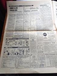 Cumhuriyet Gazetesi - 21 Kasım 1967 - Metternich 2 Yazan Nadir Nadi Köşe Yazısı - Kıbrıs'a Her An Önemli Ölçüde Kuvvet Çıkarmamız Bekleniyor - Johnson Bir Mektup Daha Gönderdi - İstanbul'da Sivil Savunma Tedbirleri Tamamlandı - Rum Baskını Sırasında Geçitkale'de Şehit Edilen Bir Türk Mücahidi Fotoğrafı - Gençlik Kıbrıs'a Gönüllü Topluyor - Rum Ticarethaneleriyle Alışveriş Boykot Edildi - Bülent Ecevit - Elefteria Gazetesi Türklerin Öldürülmesini Temizlik Harekatı Olarak Niteledi Fotoğrafı - Türkiye Yunanistan Yazan İlhan Selçuk Köşe - Ernest Hemingway'in Gözüyle Atatürk Türkiyesi Derleyen Mehmet Barlas Yazı Dizisi - Dişi Bond Çizgi Roman - İstanbul Üniversitesinde Kayıtlar 27 Kasım'da Kapanıyor - Erkut Taçkın Ve Gönül Turgut Trafik Kazası Geçirdiler - İdil Biret'in Turnesi Fotoğrafı - Haftanın Melodileri - Atilla Berkan Orkestrası Fotoğrafı - Tiyatro Yağma Özdemir Nutku - Atletico Madrid Göztepe İle Maç Yapmak İçin Geldi - Kıbrıs'ta Vahşetin Adı Zafer Olmuş Bize Mehmetçik Gerek Foto