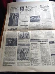 Cumhuriyet Gazetesi - 21 Kasım 1967 - Metternich 2 Yazan Nadir Nadi Köşe Yazısı - Kıbrıs'a Her An Önemli Ölçüde Kuvvet Çıkarmamız Bekleniyor - Johnson Bir Mektup Daha Gönderdi - İstanbul'da Sivil Savunma Tedbirleri Tamamlandı - Rum Baskını Sırasında Geçitkale'de Şehit Edilen Bir Türk Mücahidi Fotoğrafı - Gençlik Kıbrıs'a Gönüllü Topluyor - Rum Ticarethaneleriyle Alışveriş Boykot Edildi - Bülent Ecevit - Elefteria Gazetesi Türklerin Öldürülmesini Temizlik Harekatı Olarak Niteledi Fotoğrafı - Türkiye Yunanistan Yazan İlhan Selçuk Köşe - Ernest Hemingway'in Gözüyle Atatürk Türkiyesi Derleyen Mehmet Barlas Yazı Dizisi - Dişi Bond Çizgi Roman - İstanbul Üniversitesinde Kayıtlar 27 Kasım'da Kapanıyor - Erkut Taçkın Ve Gönül Turgut Trafik Kazası Geçirdiler - İdil Biret'in Turnesi Fotoğrafı - Haftanın Melodileri - Atilla Berkan Orkestrası Fotoğrafı - Tiyatro Yağma Özdemir Nutku - Atletico Madrid Göztepe İle Maç Yapmak İçin Geldi - Kıbrıs'ta Vahşetin Adı Zafer Olmuş Bize Mehmetçik Gerek Foto