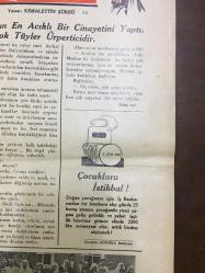 YENİ KÖROĞLU GAZETESİ - 10 EYLÜL 1932 - SAYI: 457 - HERKES TRAMPADA! BÜTÜN DÜNYA ALIŞ VERİŞTE, YENİ BİR YOL TUTTU: - TRAMPA - ALIŞ VERİŞTE HÜKUMETİN GAYRETİ - 40 PARAYA ŞERBET - AĞIR CEZALILAR - TAHİR EFENDİ TİRENDE - EDEPSİZLİK - AH BU İÇKİ AH! - MAHMURE YAMAN KADIN! - PARA MI GÖNÜL MÜ? - 30 YAŞINDA SÜNNET - FABRİKA, AMAN FABRİKA - 1 KOYUN 3 LİRA - DEVRAN, AH KADINLAR. - HACCACI ZALİM, HACCAÇ O GÜN DÜNYANIN EN ACIKLI BİR CİNAYETİNİ YAPTI. BU FACİA ÇOK TÜYLER ÜRPERTİCİDİR, 100 İHTİYAR KAZIKTA - ARAP TARİHİNDEN BİR PARÇA, KEMALETTİN ŞÜKRÜ - ÇOCUKLARA İSTİKBAL - SAMSUN AVCILARI TOPLUCA FOTOĞRAFI 1932 - 18 ÇOCUKLU HALİL DAYI ve AİLESİNİN 1932 FOTOĞRAFI