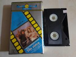 MERHAMET KÜÇÜK EMRAH OYA AYDOĞAN BETA FİLM SILA VİDEO