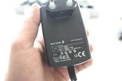 SONY ERICSSON PI-41-356V  ORJINAL VINTAGE CEP TELEFON SARJ CIHAZI SAGLAM SORUNSUZ  (YENİ KOLİ 4