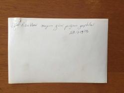 UĞUR BÖCEKLERİ MÜZİK GRUBUNUN ORİJİNAL 3'LÜ FOTOĞRAF SETİ (ZEKİ YURTBAŞI & YALÇIN ÖZDEN) - 18 x 12 cm EBADINDA - ZEKİ YURTBAŞI & YALÇIN ÖZDEN İSTANBUL MEYDANLARINDA ve CAMİİ ÖNÜNDE CANLI PROGRAM YAPARLARKEN ÇEKİLMİŞ 3 FARKLI KARE, 29 TEMMUZ 1979