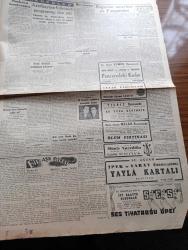 Cumhuriyet Gazetesi - 18 Aralık 1945 - Bir Tamim Yazan Nadir Nadi Köşe Yazısı - Meclis Dün Bütçe Görüşmelerine Başladı - Maliye Bakanı Nurullah Esad Sümer'in Bütçe İçin Verdiği Mühim İzahat - Hikmet Bayur Ekonomi İşlerini Daha İyi Görecek Bir Hükümetin Gelmesini Dilerim Dedi - Mısır Hükümeti İngiltere'ye Nota Verdi - Elektrik Fabrikası Tehlikeli Durumda - Tasarruf Haftası - Bu Gece Ay Tutulacak - Sanatkar Haluk Tanju'nun Resim Sergisi - İki Kıymetli Sanatkar Mithat Fenmen İle Orhan Borar'ın Verecekleri Konser - Azerbaycan Hükümeti Programını İlan Etti - Bir Aşk Gecesi Nakleden Hamdi Varoğlu - Zeytinyağı İşi Yazan Burhan Felek Köşe Yazısı - Penceredeki Kadın Bu Akşam Sümer Sinemasında - Münir Nurettin Selçuk - Bugünkü Radyo Programı - Borsa - Atomin Pantolon Pardesü