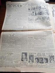Cumhuriyet Gazetesi - 14 Ekim 1954 - Hububat Alımı Çok Az Çiftçi Buğdayını Gizliyor - Ticaret Vekili Zühtü Velibeşe Gene Makale Yazdı - Sümerbank Alım Satım Müessesi Müdürü Faruk Gönel Dünkü Toplantıda Konuşurken Fotoğraf - Yugoslav Milli Takımı Dün Gece İlan Edildi - Yakup Kadri Karaosmanoğlu Zoraki Diplomat İsimli Yeni Eserini Anlatıyor Fotoğraf - Ses Tiyatrosunda 7 Sanatkar Dün Kömür Gazından Zehirlendi - Ankara Bayramı Münasebetiyle Reisicumhur Celal Bayar'ı Ziyaret Eden Küçük Ankara Efeleri - 1001 Kuyu Yazan Va Nü Yazı Dizisi - Fransa Uçan Daire Memleketi Oldu - Şehir Tiyatrosu Temsilleri Rağbet Gördü - Milli Maça Dair Gündüz Kılıç'ın Demeci - Bu Haftaki Mühim Futbol Karşılaşması Fenerbahçe Beşiktaş -  Bahçeden Bir Adam Girdi Yazan Perihan Zorlu Yazı Dizisi - Değerli Sanatkar Sabite Tur Gülerman Sarışın Bomba Gönül Yazar - Turkuaz Aile Saz Salonunda - Resimli Romanımız Doktorun Aşkı Yazan George Simenon - Gripin - Puro Tuvalet Sabunu - Caterpillar Traktör