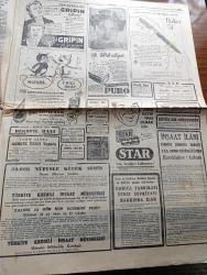 Cumhuriyet Gazetesi - 14 Ekim 1954 - Hububat Alımı Çok Az Çiftçi Buğdayını Gizliyor - Ticaret Vekili Zühtü Velibeşe Gene Makale Yazdı - Sümerbank Alım Satım Müessesi Müdürü Faruk Gönel Dünkü Toplantıda Konuşurken Fotoğraf - Yugoslav Milli Takımı Dün Gece İlan Edildi - Yakup Kadri Karaosmanoğlu Zoraki Diplomat İsimli Yeni Eserini Anlatıyor Fotoğraf - Ses Tiyatrosunda 7 Sanatkar Dün Kömür Gazından Zehirlendi - Ankara Bayramı Münasebetiyle Reisicumhur Celal Bayar'ı Ziyaret Eden Küçük Ankara Efeleri - 1001 Kuyu Yazan Va Nü Yazı Dizisi - Fransa Uçan Daire Memleketi Oldu - Şehir Tiyatrosu Temsilleri Rağbet Gördü - Milli Maça Dair Gündüz Kılıç'ın Demeci - Bu Haftaki Mühim Futbol Karşılaşması Fenerbahçe Beşiktaş -  Bahçeden Bir Adam Girdi Yazan Perihan Zorlu Yazı Dizisi - Değerli Sanatkar Sabite Tur Gülerman Sarışın Bomba Gönül Yazar - Turkuaz Aile Saz Salonunda - Resimli Romanımız Doktorun Aşkı Yazan George Simenon - Gripin - Puro Tuvalet Sabunu - Caterpillar Traktör