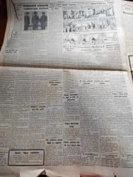 Cumhuriyet Gazetesi - 20 Ekim 1954 - Paramızın Kıymetini Korumak İçin Alınan Tedbirler - Irak Başvekili Nuri Said Paşa Türkiye'den Ayrıldı - Irak Başbakanı Nuri Sait Paşa Ve Adnan Menderes Yeşilköy Havaalanında Fotoğrafı - İstanbul Belgrad Temsili Maçı - Perapalas Oteli Sahibi Misbah Muhayyeş'in Vasiyetnamesi Açıldı -  Zoraki Diplomat Yazan Yakup Kadri Karaosmanoğlu Yazı Dizisi - Cumhuriyet Bayramı Hazırlığı - Korgeneral Fazıl Bilge Teğmen Hasan Güngör Ve Er Latif Karagöze Hediyelerini Veriyor - 1001 Kuyu Yazan Va Nü Yazı Dizisi - Londra Geceleri Yazan Robert Fabian Yazı Dizisi - Almanya'da Hayat Yazan Burhan Felek Köşe Yazısı - Dolandırıcı Filmi İstanbul'da İlk Kez Türkçe Olarak Alkazarda - Mazisini Unutan Kadın Lüks Ve Pangaltı Tan Sinemalarında - Dünya Basketbol Şampiyonası - Lig Maçlarında Hakem Deplasmanı Yapılacak - Bahçeden Bir Adam Girdi Yazan Perihan Zorlu Yazı Dizisi - Resimli Romanımız Doktorun Aşkı Yazan George Simenon - Film Yıldızı Belgin Doruk Puro Tuvalet Sabunu Diyor
