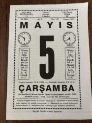 5 MAYIS 2004 - TAKVİM YAPRAĞI - DOĞUM GÜNÜ HEDİYESİ - BÜYÜK SAATLİ MAARİF TAKVİMİ -  AVRUPA GÜNÜ - GAZİ MUSTAFA KEMAL ATATÜRK - İLK TBMM TOPLANTISI - MAYIS AYINDA; ÇİÇEKLER - BAHÇIVANLIK - SEBZE - AHIR VE KÜMESLER
