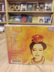 NAZAN ÖNCEL YAN YANA FOTOĞRAF ÇEKTİRELİM CD