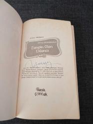 Zengin Olan Dilenci - İmzalı