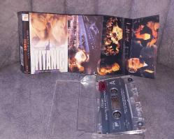 TİTANİC FİLM MÜZİĞİ KASETİ.  KONDİSYON YÜKSEK KOLEKSİYONLUK