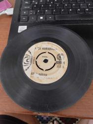 NEŞE KARABÖCEK  ALLAH AŞKINA BEN BÖYLE DE YAŞARIM  45LİK PLAK