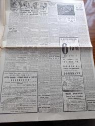 Cumhuriyet Gazetesi - 6 Aralık 1956 - Suriye'deki Türkler Yurdumuza Sığınıyor - Bugüne Kadar Yalnız Mardine Kaçanların Sayısı 1500 ü Aştı - Türkiye Suriye Hududunu Gösterir Harita - Amerika Bağdat Paktına Yeniden Teminat Verdi - Türkiye'nin Süveyş Kanalına Dair Görüşü - Üniversiteler Kanunu Derhâl Tadil Edilecek - Doçent Doktor Muammer Aksoy Da İstifa Etti - Komünistlerin Duruşması Gizli Devam Edecek - Türkiye İş Bankası - Sarayburnu Florya Sahil Yolu - Aşktan Da Üstün Yazan Elizabeth Gaskell Yazı Dizisi - Koruma Melekleri Yazan Burhan Felek Köşe Yazısı - Sevim Tarı - Şefik Hüsnü - Vehbi Koç Amerika'da Fotoğrafı - Tarihin Tarihi İmparatoriçe Öjeni Yazan Alain Decause - Kadın Moda Köşesi - Serkldoryan Binası Yıkılmadan Islah Edilemez Mi - Final Gününe 4 Güreşçi İle Girdik - Dursun Ali Erbaş - Müzahir Sille Mithat Bayrak - İstanbulspor Emniyeti Yenemedi Fotoğrafı