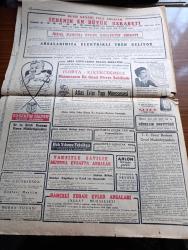 Cumhuriyet Gazetesi - 17 Eylül 1954 - Nutkun İki Esaslı Noktası Yazan Doğan Nadi Köşe Yazısı - Başvekil Adnan Menderes Dün Afyon'da Mühim Bir Nutuk Söyledi - Müslüman Kardeşlerin 3 Temsilcisi Ankara'da - Temsilciler Türkiye'de De Filistin'i Yahudilerden Kurtarma Cemiyeti Kurmak İstediklerini Söylüyorlar - Gülhane Yolsuzluğu Mesulleri - 5. Beynelmilel Sanat Tenkidçileri Kongresi Yazan Selmi Andak - Celal Bayar Ankara'ya Hareket Etti - Belediye Ve Muhtar Seçimleri - Adsız Sultan Yazan Kemal Ragıp Yazı Dizisi - Milli Müdafaa Vekili Ethem Menderes Ankara'ya Gitti - Cibali Karakolu Muammer Karaca Tiyatrosunda - Hala Tanıtamadık Mı Yazan Burhan Felek Köşe Yazısı - Kansere Karşı Yeni Bir İlaç - Mithatpaşa Stadında Gece Maçları Yapılacak - Beşiktaş İsrail'e Gidiyor -  Bir Askeri Lig İhdası Artık Zarurettir Yazan Sulhi Garan - Resimli Romanımız Yeşil Saksı Yazan George Simenon - İstanbul At Yarışlarının Son Haftası - Roja Briyantin - Cutex Tırnak Cilası - Aydın Okul Şişli Bomonti Şubesi