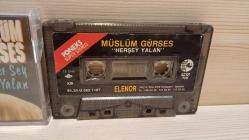 MÜSLÜM GÜRSES - HER ŞEY YALAN - KAĞIT BASKI