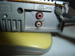 SONY CDX-S2050 OTO TEYP RADYO CD ÇALAR ORJİNAL TEMİZ 2.EL ÜRÜN ÇIKABİLİR KAFALI LCD EKRANLI