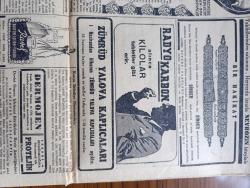 Cumhuriyet Gazetesi - 8 Haziran 1944 - Harp Sona Yaklaşıyor Yazan Nadir Nadi Köşe Yazısı - İstila Hareketi İnkişaf Ediyor - Müttefikler Üç Köprü Başı Kurdular - İstila Sahasını Ve Müttefiklerin Kurdukları Köprübaşıları Ve Mevkilerini Gösterir Harita - Roosevelt'in İfşaatı - Müttefikler Başkumandanı General Eisenhower Paraşütçülerle Fotoğrafı - Fransız Başvekili Laval - Milli Şef İsmet İnönü Dün Ankara'ya Döndüler - Cemal Nadir Karikatür - Küçük Hikaye Namuslu Serseri Çeviren Hamdi Varoğlu - Dalgalar Senfonisi Bu Akşam Lale Sinemasında - Sokaktan Gelen Kadın Yazan Esat Mahmut Karakurt Yazı Dizisi - Edebiyat Bahisleri Yazan Rüştü Şardağ - Resmi Daireler Yazan Burhan Felek Köşe Yazısı - Mussolini İstila İçin Ne Diyor - Hasan Kuvvet Şurubu - Taksim Belediye Gazinosunda Rosita Alonso - Bugünkü Radyo Programı - Çapamarka - Radyokarbon - Nevrozin - Ravel Parfüm - Ademi İktidar Ve Bel Gevşekliğine Karşı Hormobin