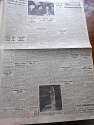 Cumhuriyet Gazetesi - 29 Mayıs 1959 - CHP Meclis Grubu Dün Bir Bildirildi Yayınladı - Amerika Feza Yolunu Dün İnsanlara Açtı - Canlı Olarak Dünyaya Dönen İlk Feza Yolcuları Maymunlar Fotoğrafı - Demokrat Parti Genel Merkezi Cumhuriyetçi Köylü Millet Partisinde Çözülme Olduğunu Bildiriyor - Maçkada Taşlık Tenis Kulübü Basıldı - Amerikan Bandosu Fotoğrafı -  Bahar Ve Çiçek Bayramı - İstanbul'un 506. Fetih Yıldönümü - Kurtlar Ulurken Yazan Alix Andre Yazı Dizisi - Bay Oscar Karikatür - 1958 1959 Yunus Nadi Armağanı Röportaj Müsabakası -  Marlene Dietrich Kadınlara Nasihat Veriyor - Uluç Ali Yazan Halikarnas Balıkçısı Yazı Dizisi - Gary Grant Cazibesinin Sırrını İtiraf Etti - Kırlangıç Zeytinyağları - Papa 11 Haziran'da Celal Bayar'ı Kabul Edecek - Devrim Tarihi İmtihanında Bir Hadise - Avrupa Basketbol Şampiyonası - Doğu Almanya İle Oynuyoruz - Fenerbahçe Haftaya Doğan Türk Birliğinin Davetlisi Olarak Kıbrısa Gidiyor - 3. Akdeniz Oyunlarına Lübnan Hazırlanıyor - Federasyon Kupası