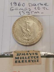 27 Mayıs 1960 DARBE Hatırası Gümüş 10 tl. Ve Subaylara Mahsus 27 Mayıs 1960 Milletle Elele Yazılı Dolu Sigara Paketi. Koleksiyonluk. Para 15 gr.