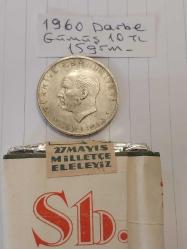 27 Mayıs 1960 DARBE Hatırası Gümüş 10 tl. Ve Subaylara Mahsus 27 Mayıs 1960 Milletle Elele Yazılı Dolu Sigara Paketi. Koleksiyonluk. Para 15 gr.