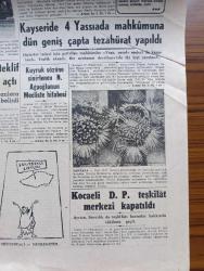 Cumhuriyet Gazetesi - 18 Ocak 1962 - Başbakan İsmet İnönü Demokrasiden Vazgeçilmeyecek  Dedi - Bir İki Yıl Geri Bırakılsa Yazan Nadir Nadi Köşe Yazısı - Dominikte İktidarı Dün Bir Sivil Askeri Cunta Ele Aldı - Ragıp Gümüşpala Adalet Partisi Ve CHP Gericilik Ve Komünizmi Tenkil Edecektir Dedi - Kayseri'de 4 Yassıada Mahkumuna Dün Geniş Çapta Tezahürat Yapıldı - Erguvan Ağacı Yazan A. J. Cronin Yazı Dizisi - Soğuk Algınlığına Karşı Vicks - Tiyatro Cüneyt Gökçer Ne Diyor Yazan Lütfi Ay - Devlet İşleri Yazan Burhan Felek Köşe Yazısı - Mussolini'nin Oğlu İle Sophia Loren'in Kız Kardeşi Üç Mart'ta Evleniyorlar - İstatistikler Fransız Halkının Brigitte Bardot'tan Bıktığını Söylüyor - Bay Oscar Karikatür - İstanbul'un Taşı Toprağı Yazan Orhan Kemal Yazı Dizisi - Bugünkü Radyo Programı - Dolmabahçe Stadına Nihayet Dün Işıklandırma Direklerinin İlki Dikildi - İstanbul Kız Lisesi Voleybolda Şampiyon - Fenerbahçe Beşiktaş Rövanşı Oynuyorlar - Gripin