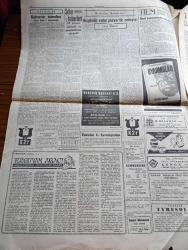 Cumhuriyet Gazetesi - 18 Ocak 1962 - Başbakan İsmet İnönü Demokrasiden Vazgeçilmeyecek  Dedi - Bir İki Yıl Geri Bırakılsa Yazan Nadir Nadi Köşe Yazısı - Dominikte İktidarı Dün Bir Sivil Askeri Cunta Ele Aldı - Ragıp Gümüşpala Adalet Partisi Ve CHP Gericilik Ve Komünizmi Tenkil Edecektir Dedi - Kayseri'de 4 Yassıada Mahkumuna Dün Geniş Çapta Tezahürat Yapıldı - Erguvan Ağacı Yazan A. J. Cronin Yazı Dizisi - Soğuk Algınlığına Karşı Vicks - Tiyatro Cüneyt Gökçer Ne Diyor Yazan Lütfi Ay - Devlet İşleri Yazan Burhan Felek Köşe Yazısı - Mussolini'nin Oğlu İle Sophia Loren'in Kız Kardeşi Üç Mart'ta Evleniyorlar - İstatistikler Fransız Halkının Brigitte Bardot'tan Bıktığını Söylüyor - Bay Oscar Karikatür - İstanbul'un Taşı Toprağı Yazan Orhan Kemal Yazı Dizisi - Bugünkü Radyo Programı - Dolmabahçe Stadına Nihayet Dün Işıklandırma Direklerinin İlki Dikildi - İstanbul Kız Lisesi Voleybolda Şampiyon - Fenerbahçe Beşiktaş Rövanşı Oynuyorlar - Gripin