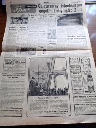 Cumhuriyet Gazetesi - 10 Şubat 1958 - Adnan Menderes Bursa'da Kıbrısa Dair Konuştu - Balıkesir Lisesi Öğrencilerimin Kanlarıyla Çizdikleri Türk Bayrağı Ve Kıbrıs Haritası Fotoğrafı - Profesör Hüseyin Nail Kubalı Danıştaya Başvuracak - Serbest Güreşte Fin Takımını 8 0 Yendik Fotoğrafı - Bize Kasımpaşalı Eli Maşalı Derler -  Kansere Karşı Yeni Bir İlaç Methotrexate - Dünya'nın En Büyük Emniyet Teşkilatı FBI'in Hikâyesi Çeviren M. Kenan Kan Yazı Dizisi - Seni Sevmek Kaderim Yazan Sinclair Lewis Yazı Dizisi - Filozoflar Ansiklopedisi Yazan Hasan Ali Yücel - Amerika Bu Yıl Aya Bir Roket Gönderecek - Senenin En İyi Kadın Ve Erkek Yıldızları Alex Guinnes Ve Heather Spears - Prenses İrene Kaşık Patates Oyununda Fotoğrafı - Bu Haftaki Yıldız Falınız - İstanbul 24 Saat Yapılacaklar Programı - Galatasaray İstanbulspor Engelini Kolay Aştı 2 0 - Basketbolda Heyecan Galatasaray Moda Maçı Bugün - Galatasaray'ın Eski Kaptanı Arslan Nihat Kriz Geçirdi - Fenerbahçe 13 Yıldız 1 - Lefter Küçükandonyadis