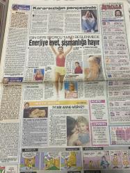 HÜRRİYET GAZETESİ HÜRRİYET KELEBEK TV GAZETESİ - 1 Nisan 1993 - Gündüz Tezmen-koç-Aslan-yay-boğa-Başak-oğlak-ikizler-Terazi-kova-yengeç-akrep-balık-Muhteşem Nejad-Güzin Abla-güngörmüşler-bizimkiler-fatoş-dedektif Nik-Cengiz Semercioğlu-Yıldırım Cavlı-Barış Manço-berkant-Sezen Cumhur Önal-Özdemir Erdoğan-Nazım Hikmet-Levent kırca-Oya başar-Yahya Demirel-Bosna-Hersek‘te son durum-Hülya Sözer-Yavuz Sezer-Lale dilligil-Korhan Abay-Jülide Ateş-şaşkın damat-Hülya Koçyiğit-Tamer Yiğit-Necdet tosun-Gül ağacı-İzzet Günay-Mine Mutlu-Adnan Şenses-Kemal Sunal-Zeki Ökten-azize Terzi-Seden Gürel-Ozan orhan