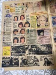 HÜRRİYET GAZETESİ HÜRRİYET KELEBEK TV GAZETESİ - 27 Ocak 1982 -hülya Koçyiğit’in içi kan ağlıyor yüzü gülüyor rüya görüyor musunuz-Ömür tükenir ana umudu tükenmez-Ayşe Tunalı-peynir soslu balık-orta uzunlukta saç her şekle giriyor-koç-boğa-ikizler-yengeç-aslan-Terazi-kova-balık-muazzez abacı-arda uskan-Recep kaymak-Selda tosun-kadri Şarman-Cengiz Türksoy-Işıl yücesoy-ölüm Busesi-Tuğrul Mete er-Ufuk tezeren-ahu Tuğba-yeni yılda yeni yarışma-Gönül Akkor-gönlüm Seheryeli gibi-Vatikanda ölüm-Papa’ya suikast filmi çevrildi-Coşkun Evcim-Zeynep Çelik Tin-Gamze Özen- uzaydaki sahte Cennet