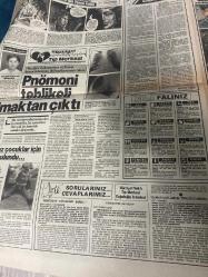 HÜRRİYET GAZETESİ HÜRRİYET KELEBEK TV GAZETESİ - 24 Temmuz 1986- Çandarlı'da Çifte baskın-erken migunuyoruz-öğretmeninizsuna yıldızoğlu-uzman görüşü-kaybettiğimiz eşyanın geleceği-diy zevk yapın-Derya ağırbaş-Yılmaz Zafer-gölgede kalan yıllar-Fransız kuaförler mat oldu-genç kızlar spor yapın-İlhan İrem'den resim sergisi-bakteriler- kelebek falımz-tıp merkezi-ilaç bulundu-günün adamı-gelincik kızın öyküsü-karikatür-mağazadaki kadın
